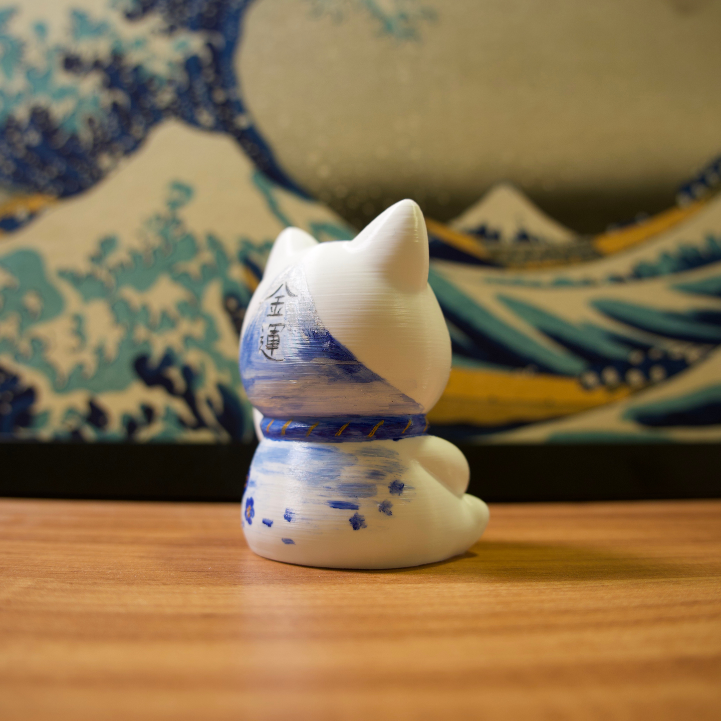 Gato da Sorte - 06 - Fuji Azul com Flores